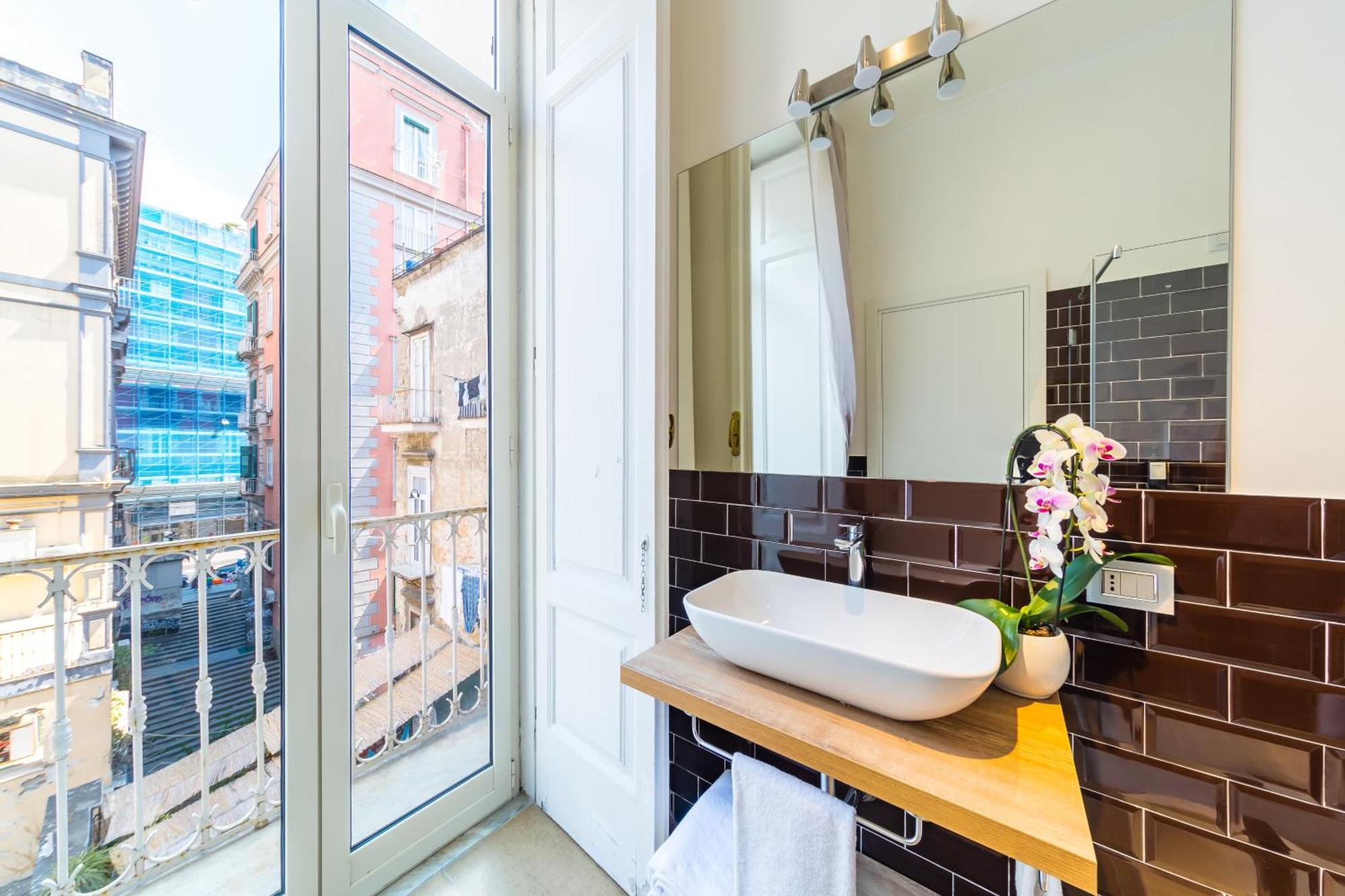 Starguest Dante Hotel Napoli Bagian luar foto